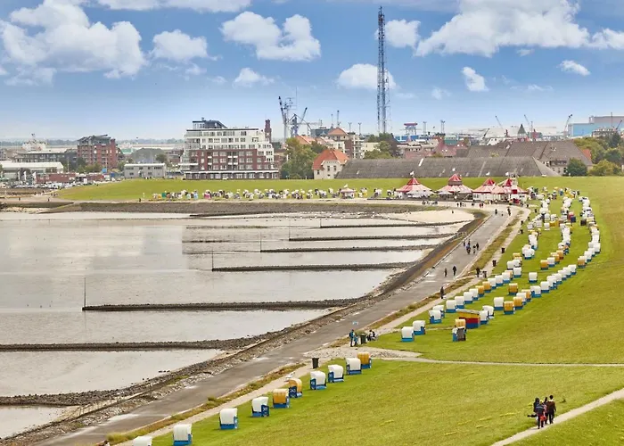 Nautic - 812 アパート *