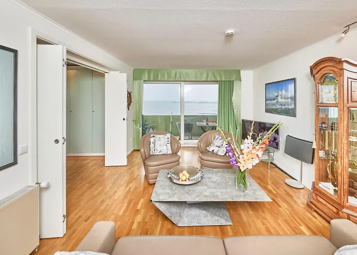 Nautic - 812 アパート